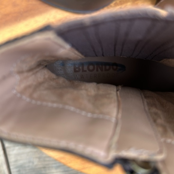 Blondo Women's Waterproof Brown Zip Boots Block Heel size 8 - Picture 13 of 13